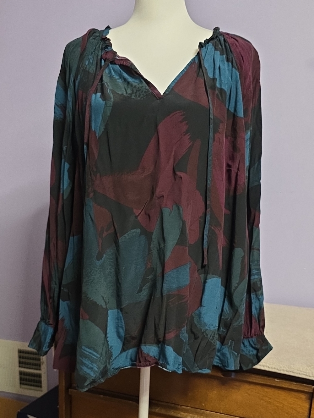 Ava & Viv Abstract Brushstroke Peasant Blouse in Teal, Burgundy & Black